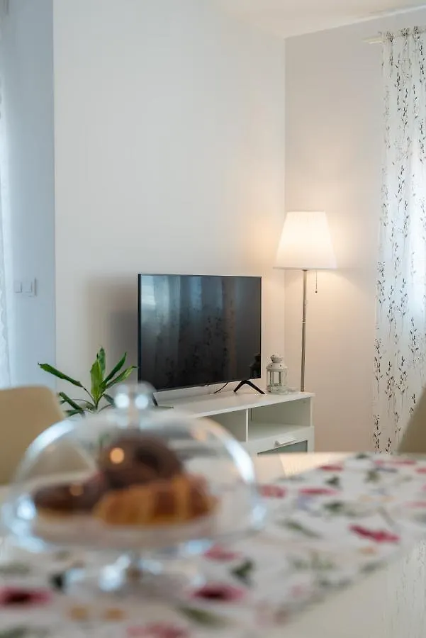 Apartman Lotos Apartment Trogir