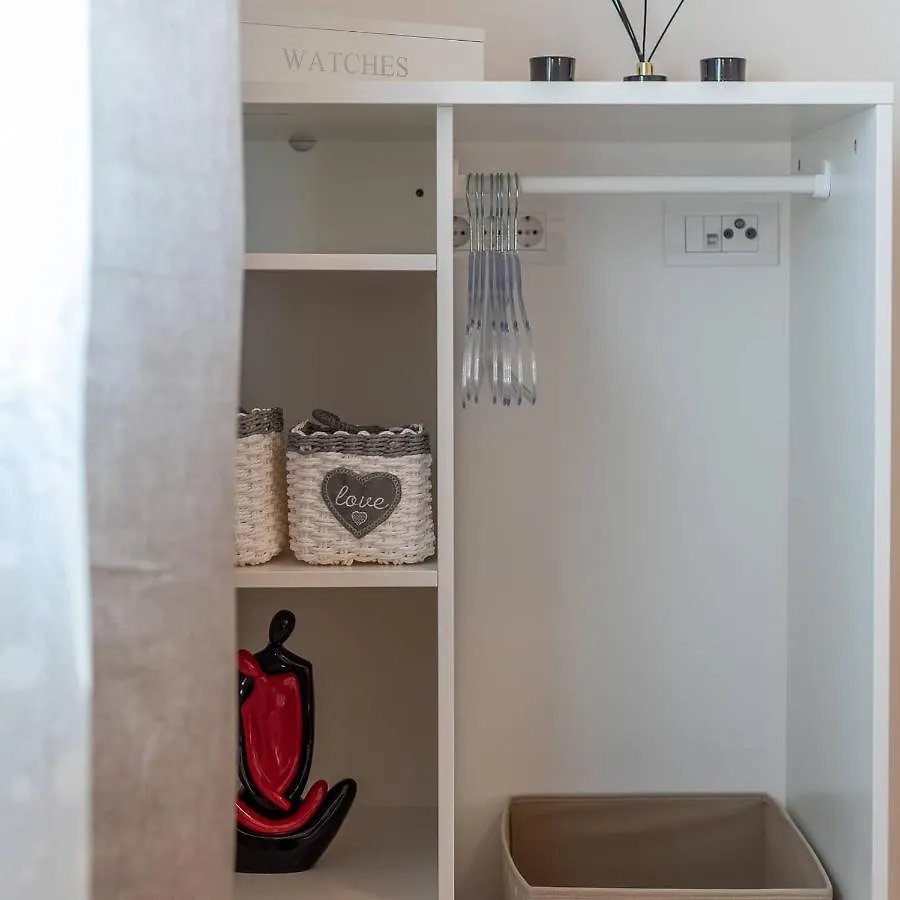 Apartman Lotos Apartment Trogir