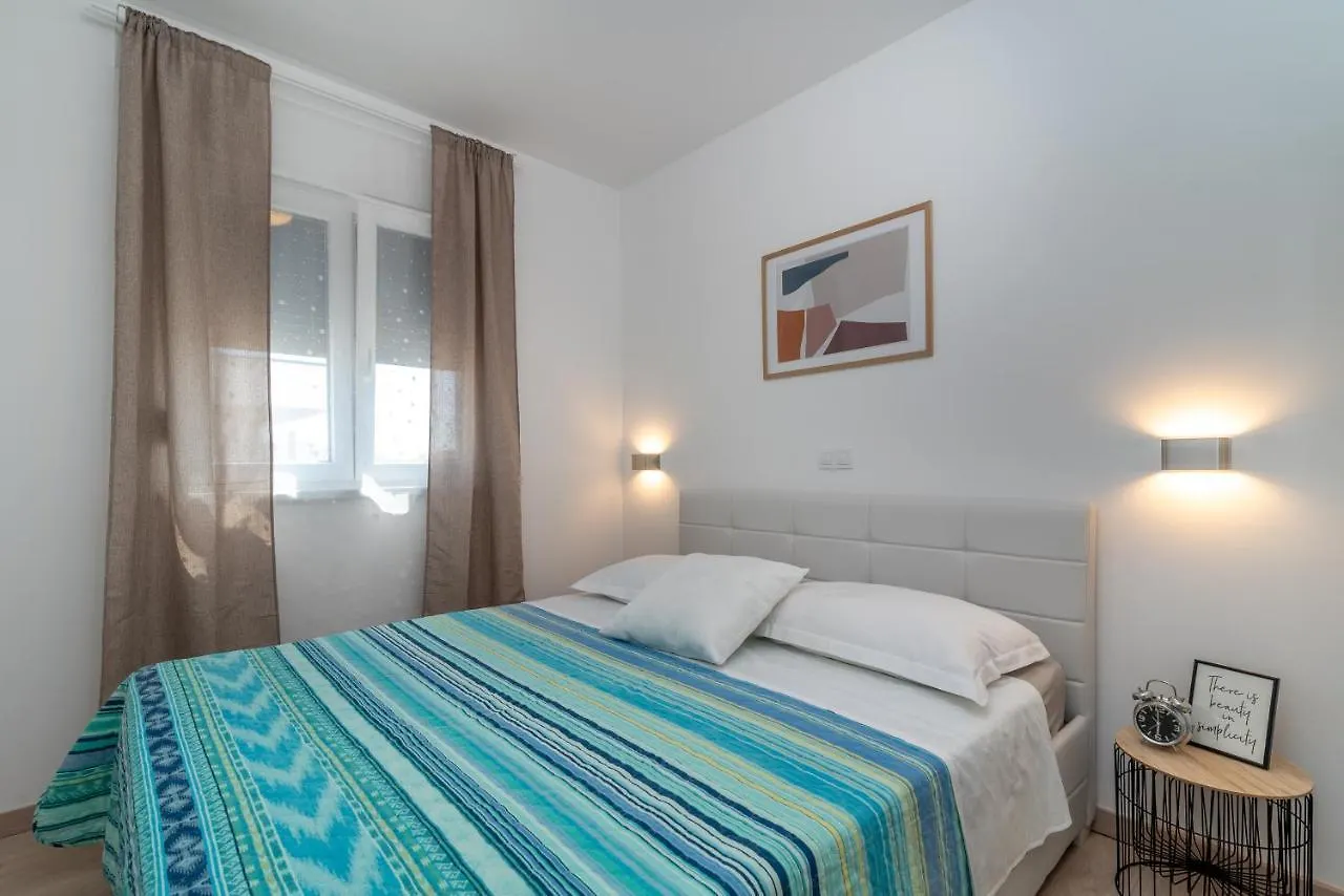 Apartman Lotos Apartment Trogir Croatia