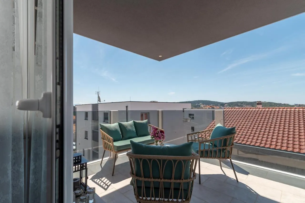 Apartman Lotos Apartment Trogir