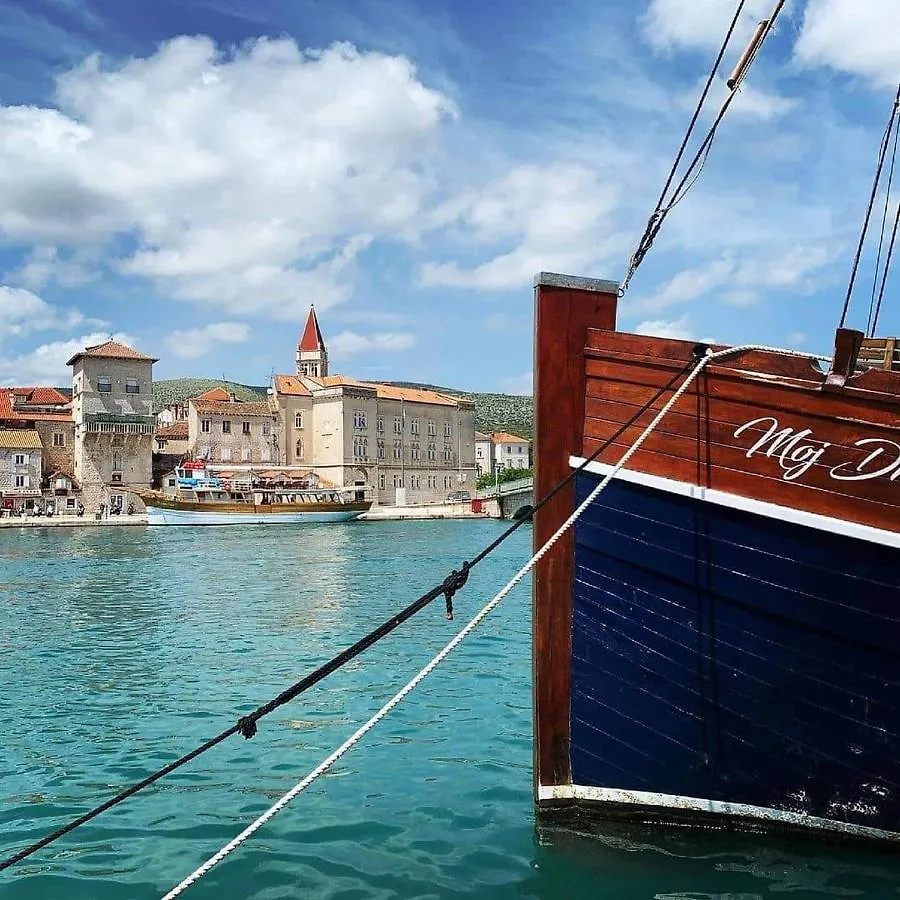 Apartman Lotos Apartment Trogir Croatia