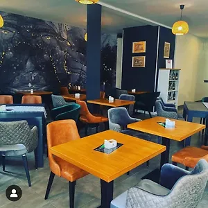 3* krevet i doručak White